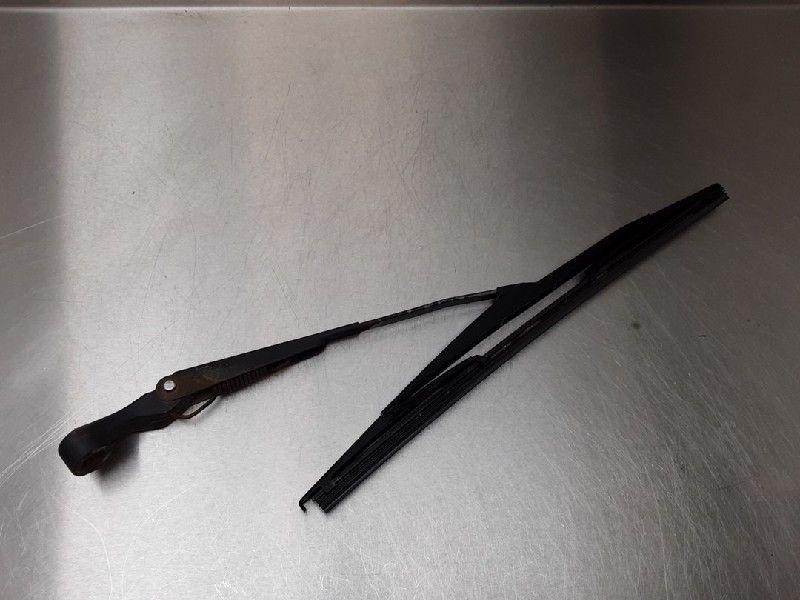 ESSUIE-GLACE BRAS ARRIÈRE VITRE Subaru Legacy Wagon (BG), Utilisé, Subaru