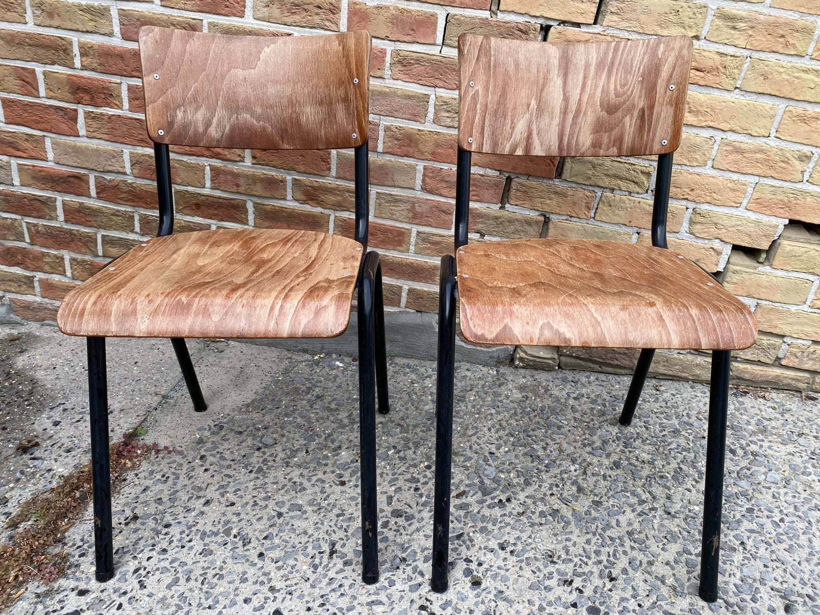 Chaises à vendre, Enlèvement