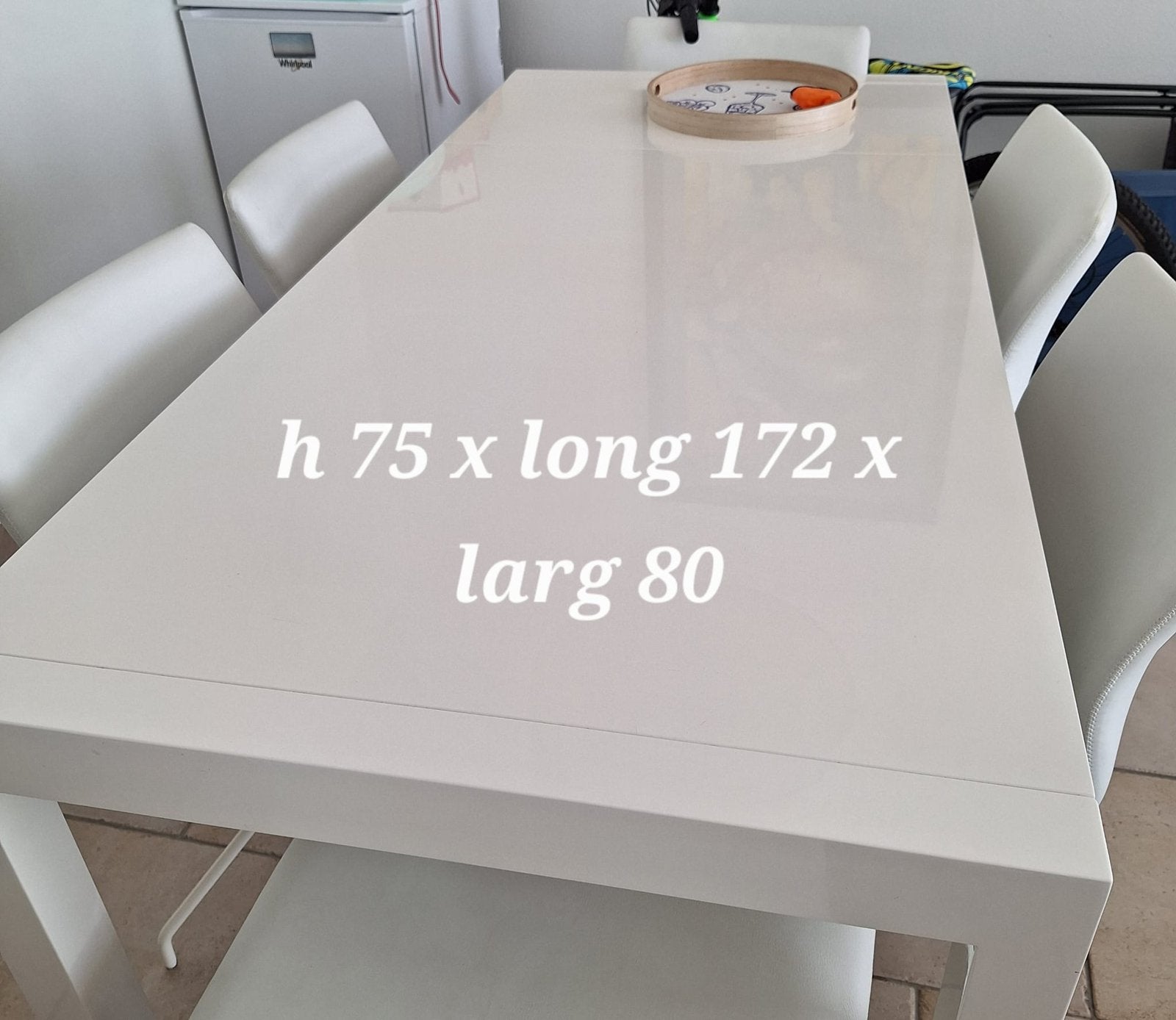 Table et six chaises, Enlèvement, Utilisé, 4 à 6 chaises