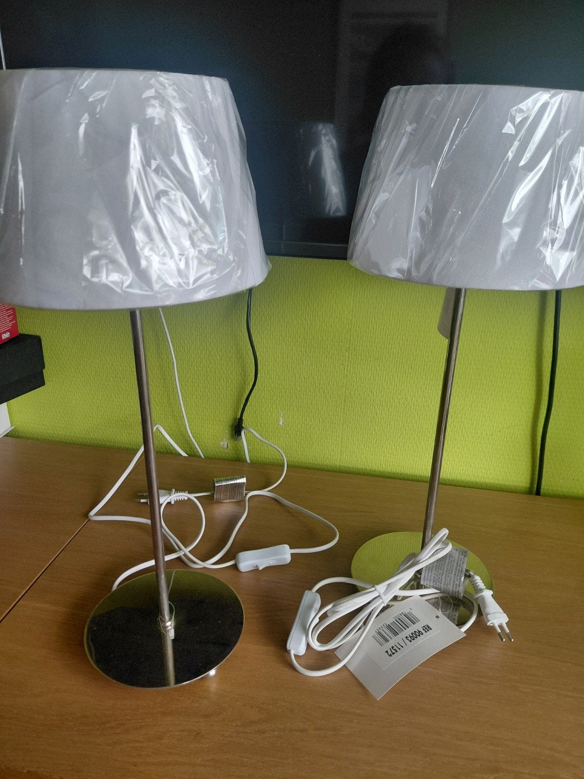 2 lampes neuves en alu brillant, Enlèvement ou Envoi, Argenté, Avec abat-jour, Autres marques