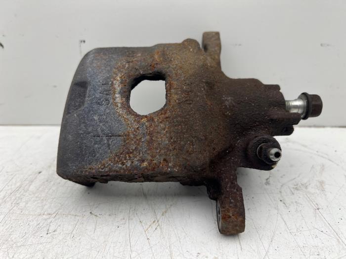 Remklauw (Tang) links-voor van een Suzuki Alto, Auto-onderdelen, Remmen en Aandrijving, Suzuki, Gebruikt, 3 maanden garantie, Ophalen of Verzenden
