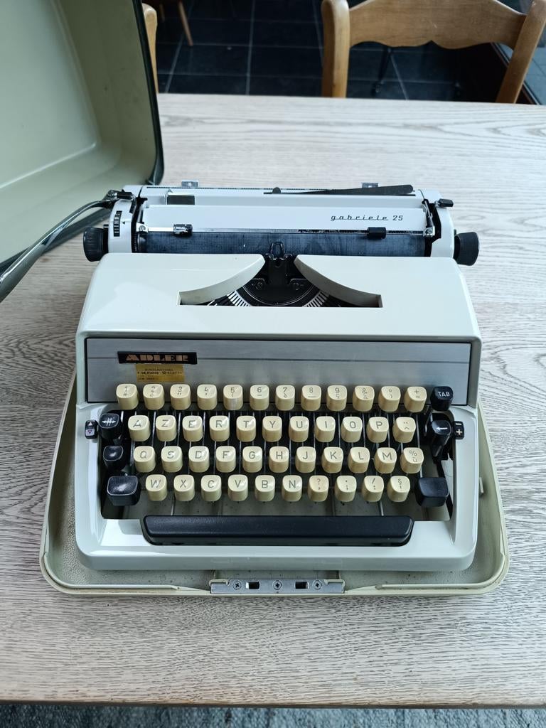 Machine à écrire Adler, Enlèvement ou Envoi