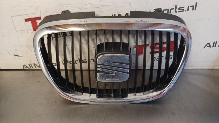 Calandre d'un Seat Leon, -, 3 mois de garantie, Utilisé, -