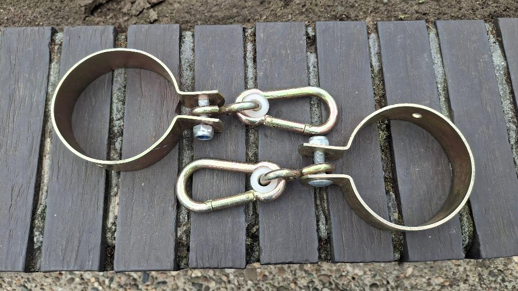2 NIEUWE Ø10 cm schommelhaak met karabijnhaak vo € 9 ipv €30, Bricolage & Construction, Quincaillerie & Fixations, Enlèvement