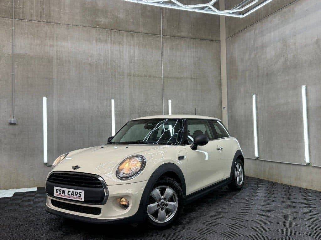 MINI ONE D/AIRCO/NAVI/PDC/GARANTIE, Auto's, Voorwielaandrijving, Stof, MINI Next, Wit