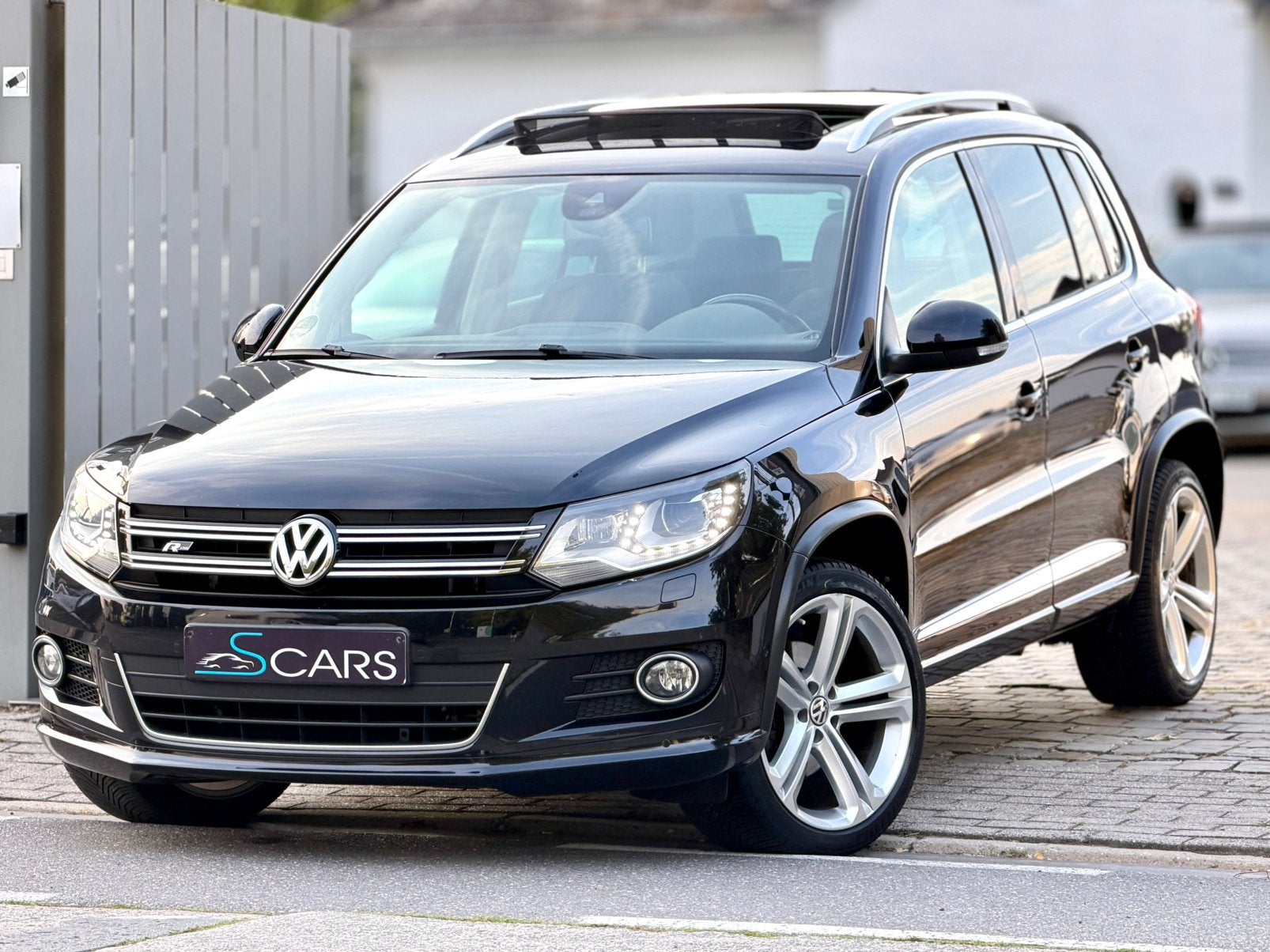 Vw Tiguan R-Line 2014 ** Xenon ** Panorama ** 117.000 km **, Autos, Euro 5, Achat, Entreprise, Garantie prolongée