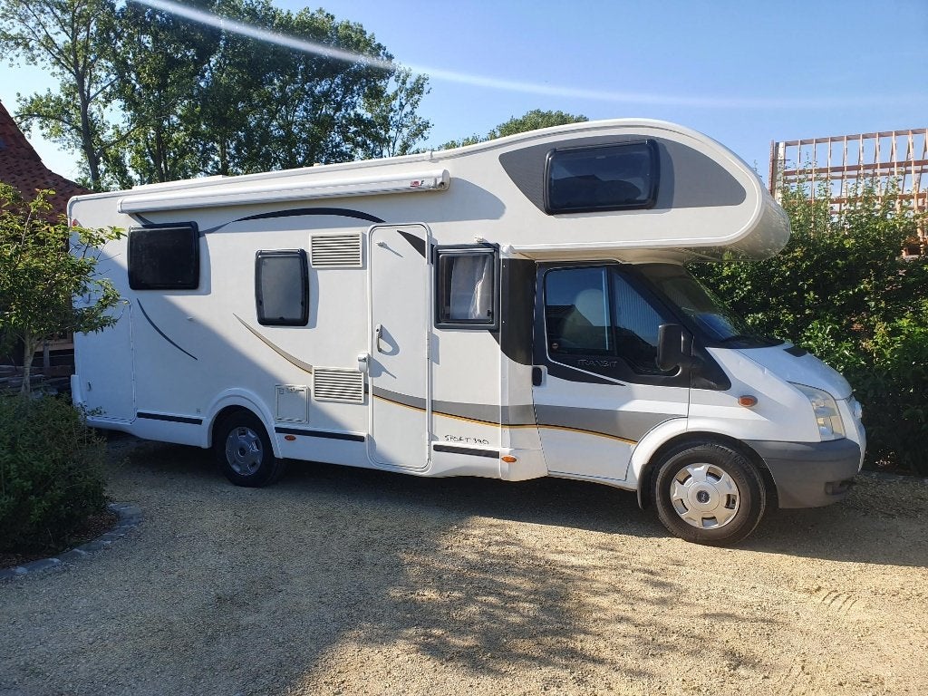 Mobilhome Benimar met zeer weinig KM's, Auvent, ABS, Boîte manuelle, Ford