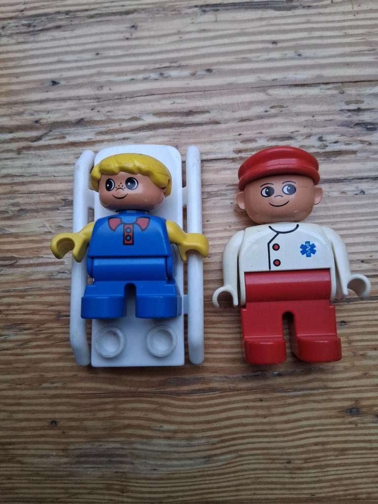 Brancard en 2 mannetjes lego duplo, Enlèvement ou Envoi, Duplo