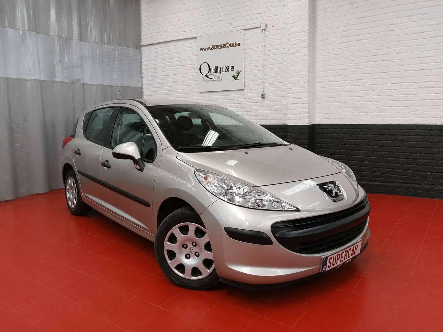 Peugeot 207 207 SW 1.4i Trendy (bj 2009), Auto's, Peugeot, Stof, Zwart, 4 cilinders, Multifunctioneel stuurwiel