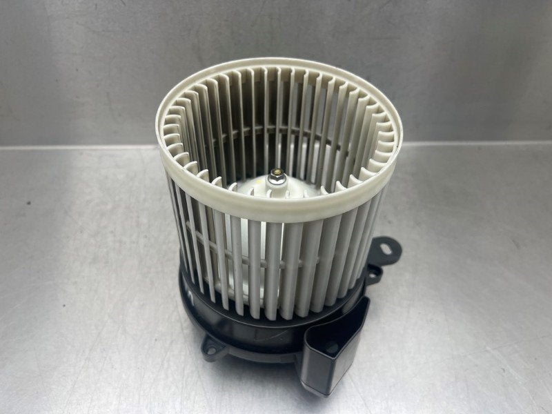 VENTILATEUR RADIATEUR MOTEUR Suzuki Celerio (LF) (01-2014/-), Utilisé, Suzuki