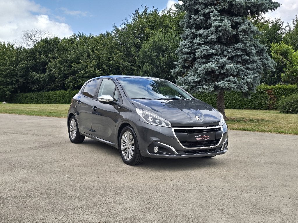 Peugeot 208 Style 1.2i Ess. ** Navi - LED - Airco ** GAR 12M, Auto's, Voorwielaandrijving, Stof, 1199 cc, 3 cilinders