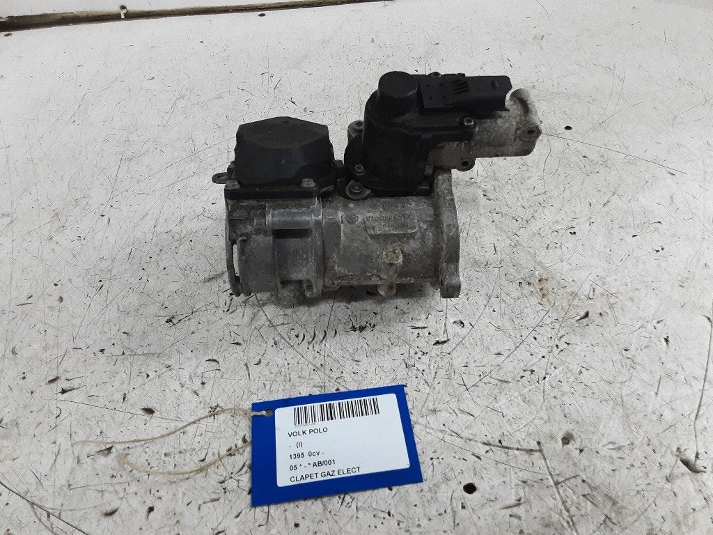 BOITIER PAPILLON Polo IV Classic (9N5 / 6) (03G129637A), Volkswagen, Mevr. I. Hauben, Utilisé, Rue de l'Espoir 34 34
4030  GRIVEGNÉE, BE