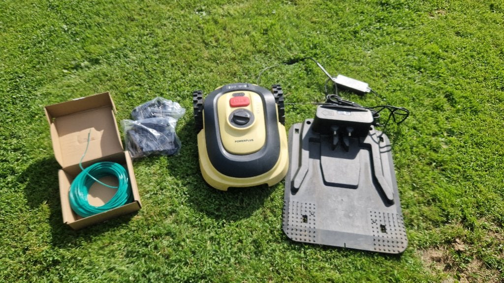 Grasrobot, Ophalen, Gebruikt, Powerplus, Met regensensor