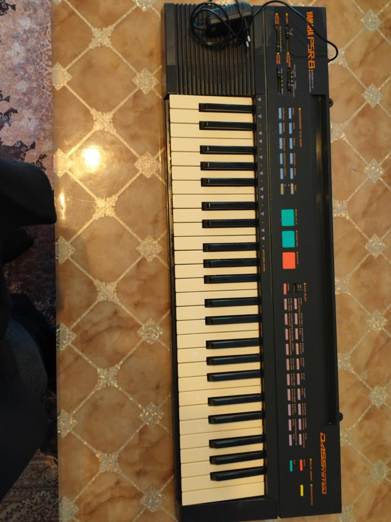 Het is een piano voor kindere Van 9 tot 13 jaar, Ophalen, Gebruikt, Yamaha, Overige aantallen