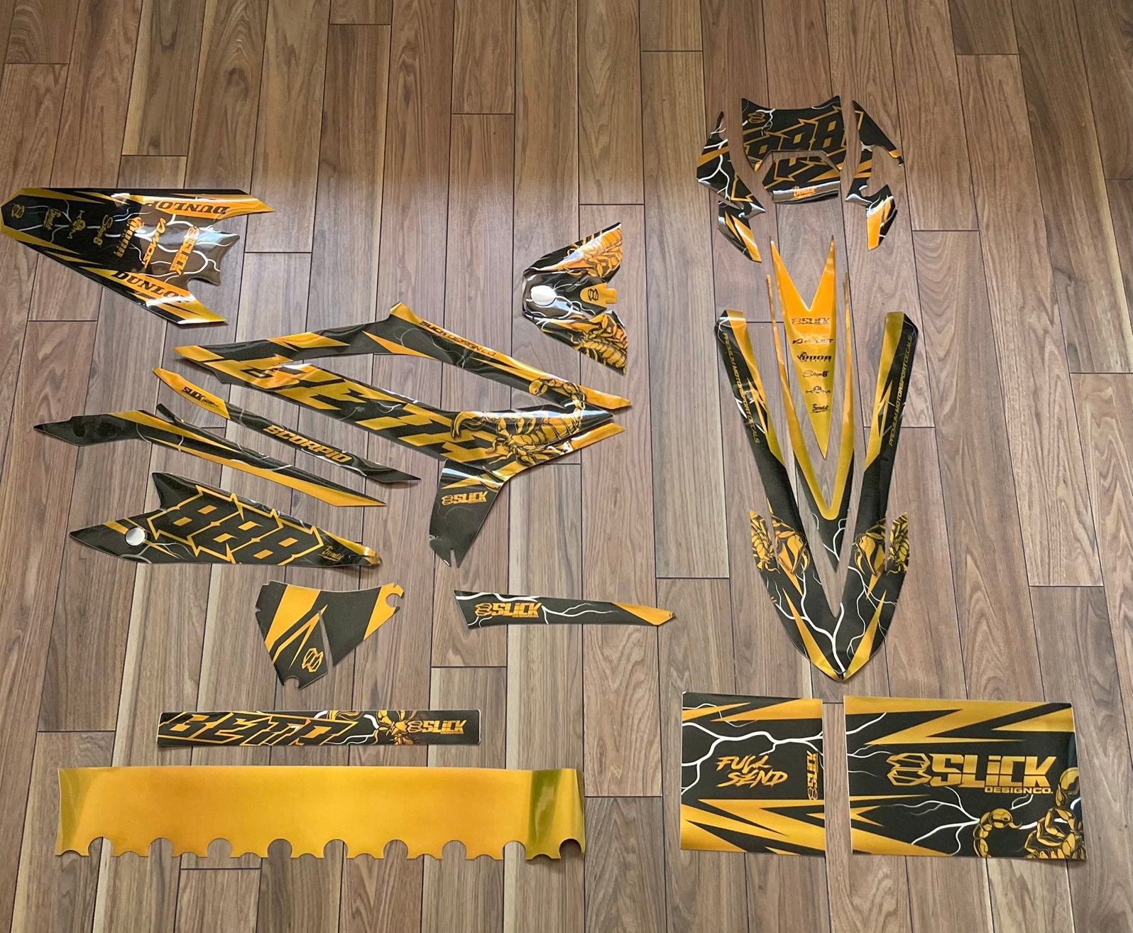 Kit de décalcomanies dorées pour Beta 50cc, Motos, Accessoires | Autocollants, Envoi