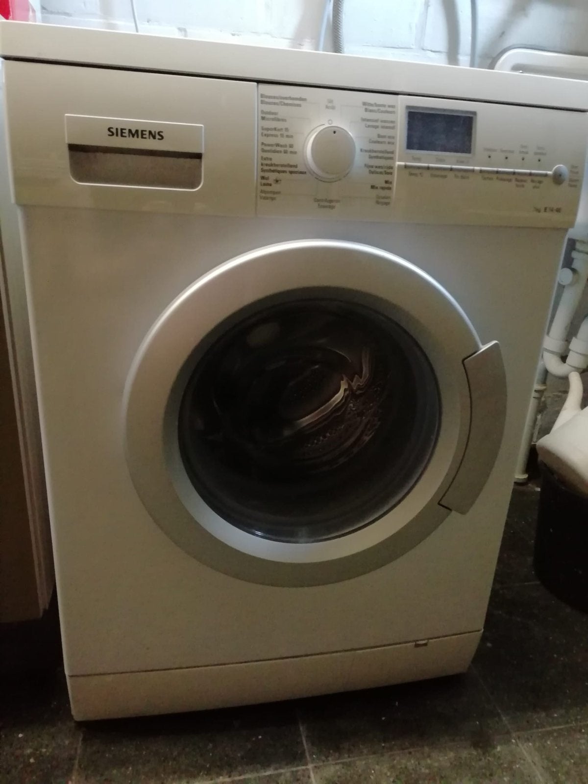 Wasmachine Siemens E1446, Elektronische apparatuur, Wasmachines, Ophalen, Gebruikt, Voorlader, 85 tot 90 cm