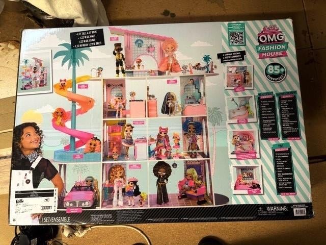 L.O.L. Surprise! O.M.G. Fashion House, Ophalen, Zo goed als nieuw, Poppenhuis