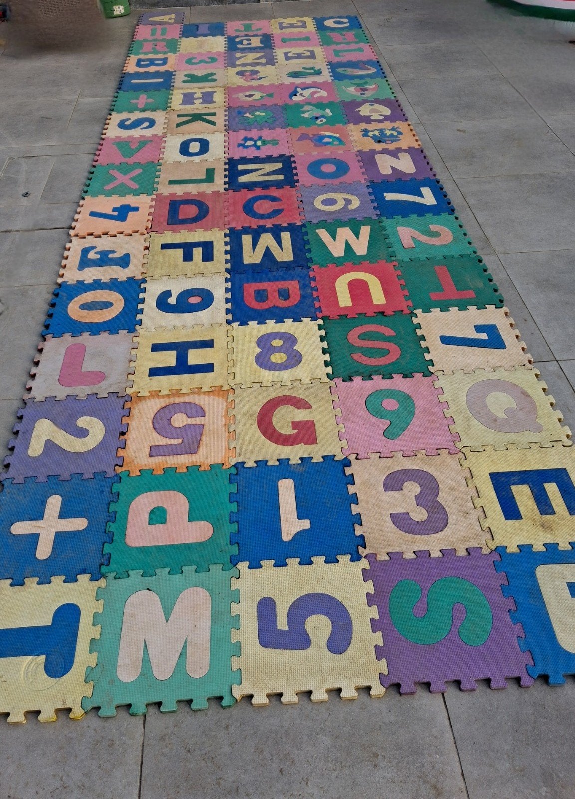 Tapis de puzzle - tuiles de puzzle, Enfants & Bébés, Jouets | Vêtements de jeu, Enlèvement