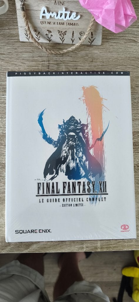 Guide Final Fantasy XII collector sous blister - RARE, Consoles de jeu & Jeux vidéo, Enlèvement ou Envoi, Neuf, Jeu de rôle (Role Playing Game)