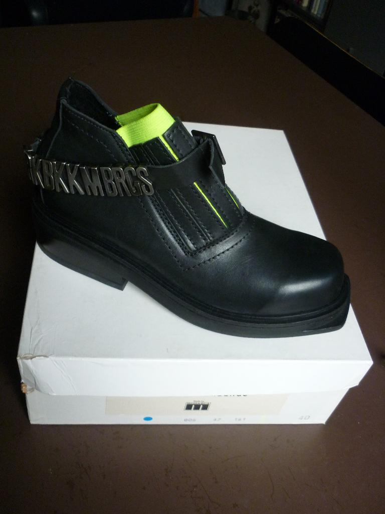 Bikkembergs vintage, Neuf, Bottes, Enlèvement, Noir