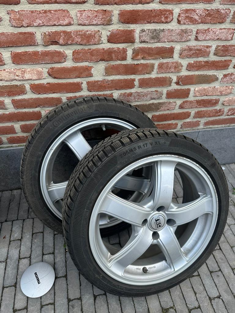 17 inch Velgen set met winterbanden, Auto-onderdelen, Banden en Velgen, Ophalen, Gebruikt, Banden en Velgen, 17 inch