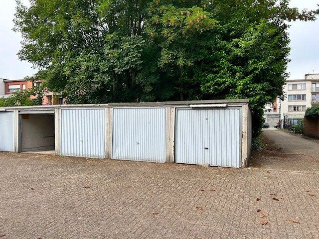 Box de garage hors sol à Berchem, Lappersbrug, Province d'Anvers
