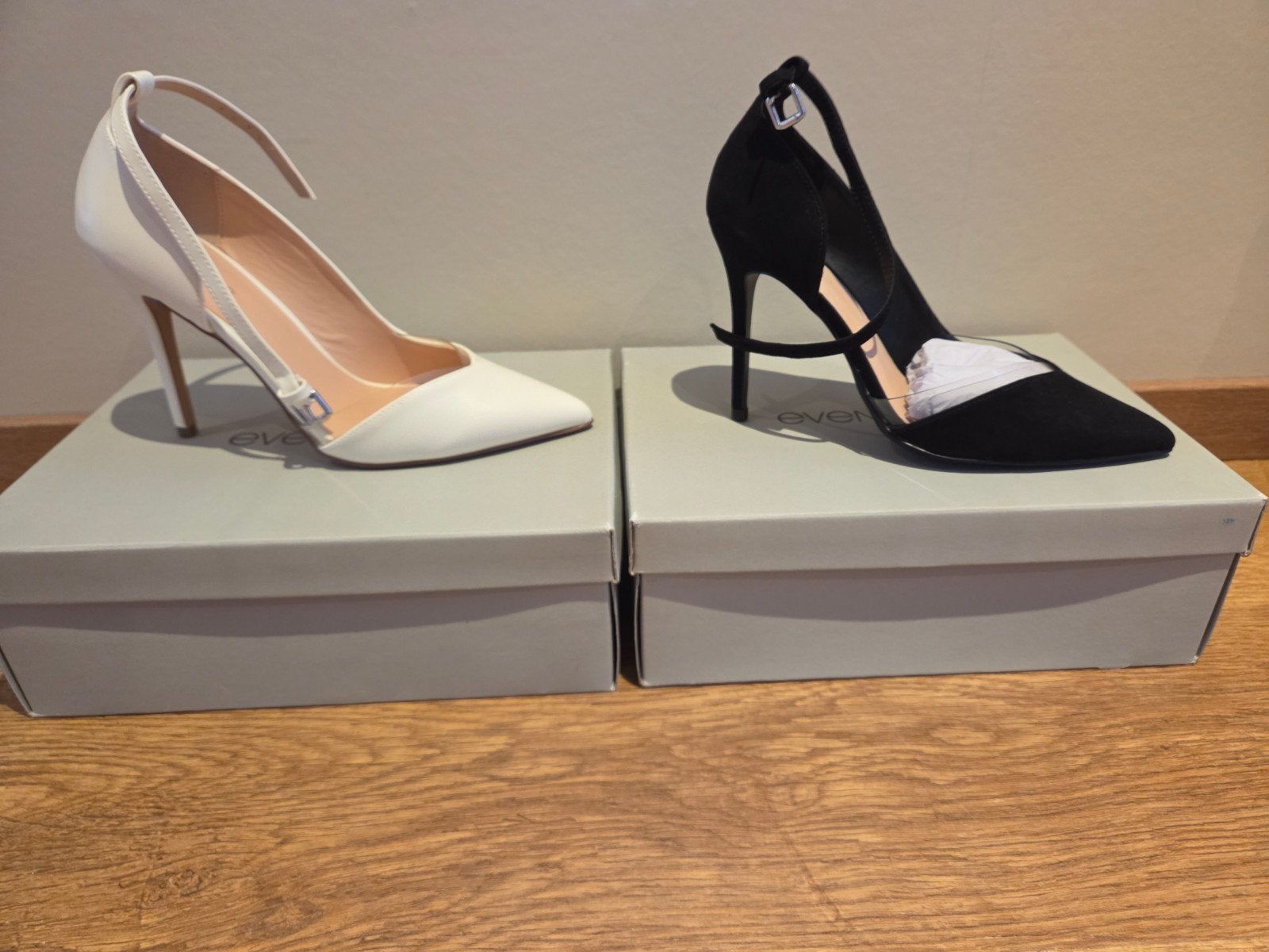 Dames pumps maat 39, nieuw 35€ voor de 2 paar, Enlèvement, Escarpins