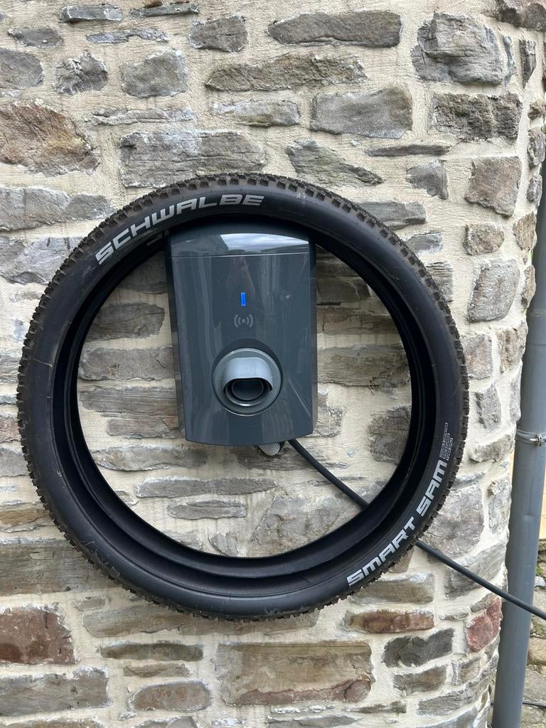 2 pneus Schwalbe smart sam, Vélos & Vélomoteurs, Enlèvement ou Envoi, Comme neuf