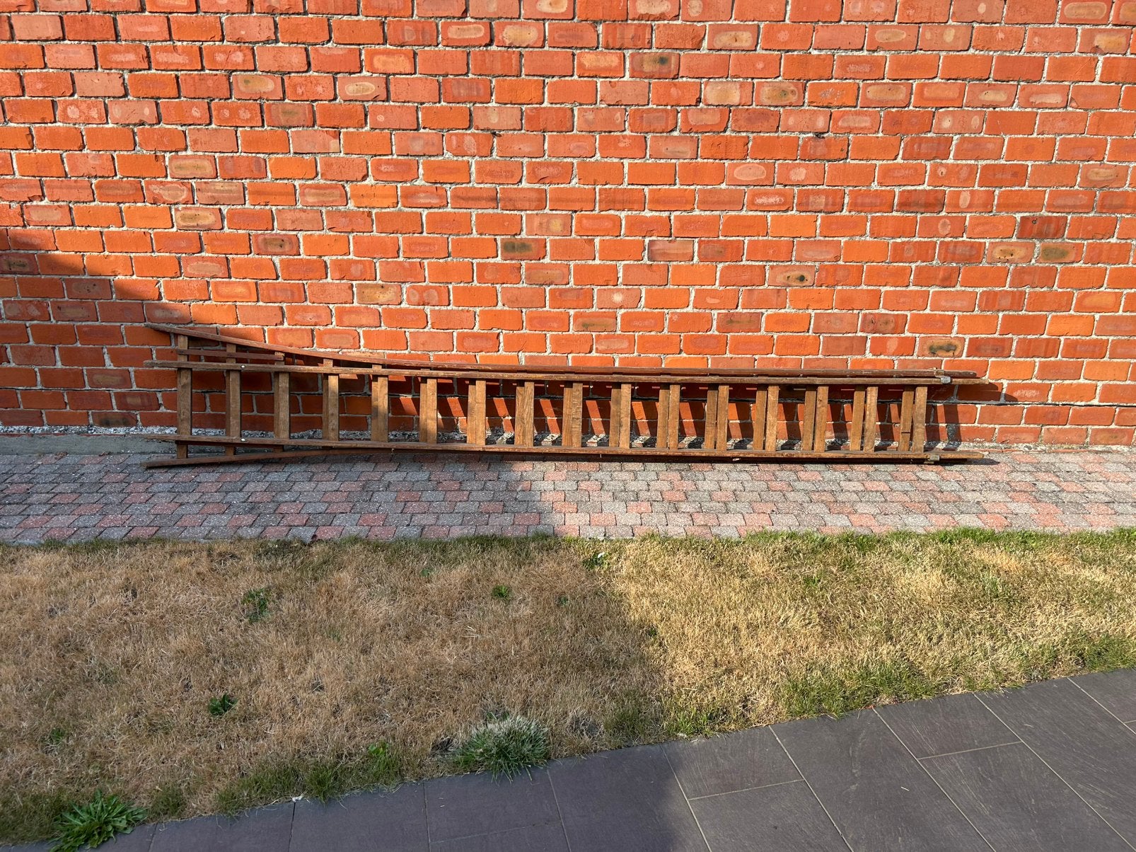 Dubbele ladder 16 treden 3,6m hout, Doe-het-zelf en Bouw, Ladders en Trappen, Ophalen, Gebruikt, Ladder, Opvouwbaar of Inschuifbaar
