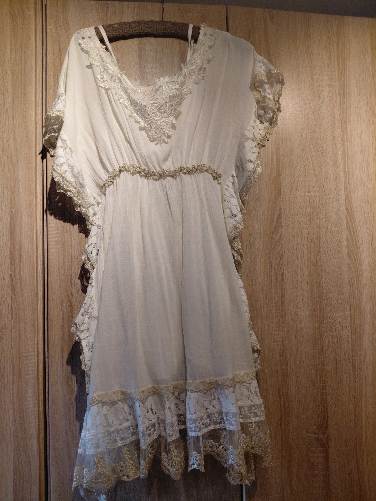 Robe boho spéciale, Enlèvement