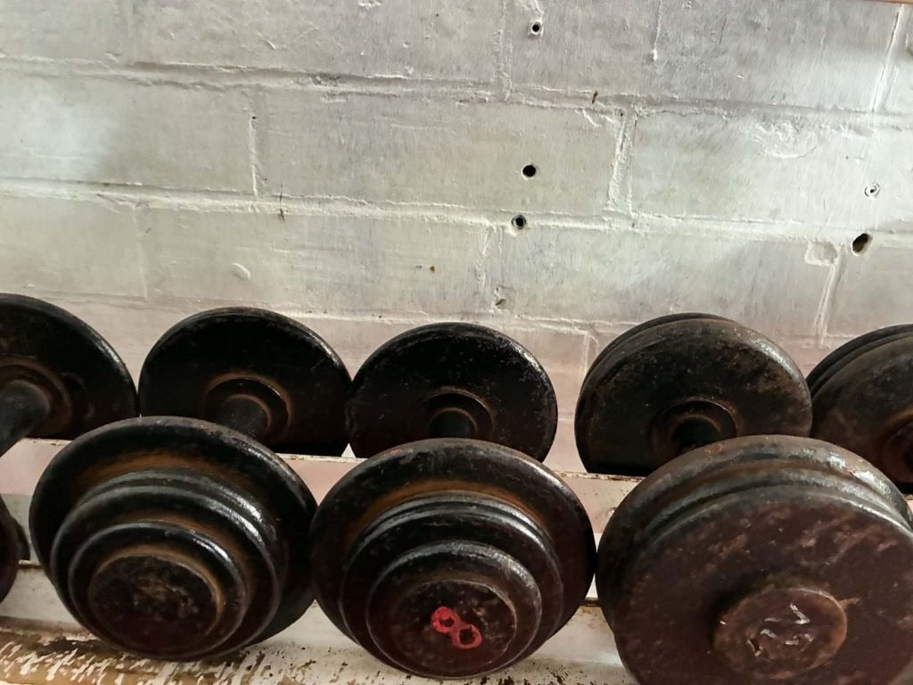 Rek met dumbells, Ophalen, Gebruikt, Armen, Dumbbell