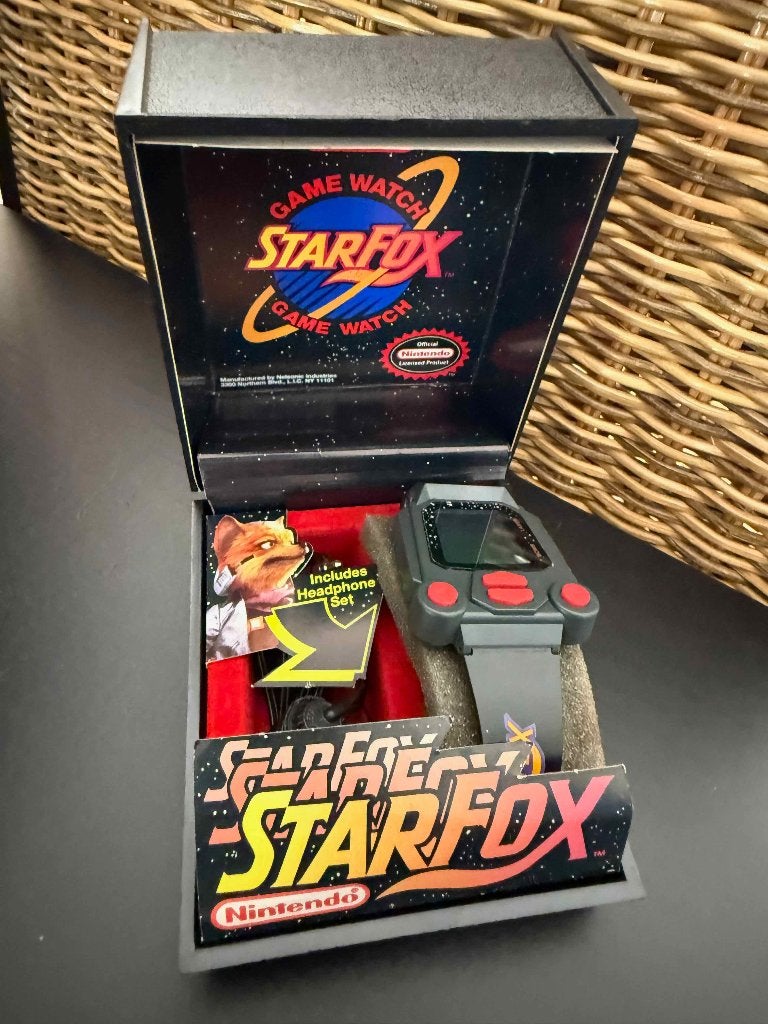 Game & Watch Star Fox – Montre Nelsonic, Consoles de jeu & Jeux vidéo, Enlèvement ou Envoi, Utilisé