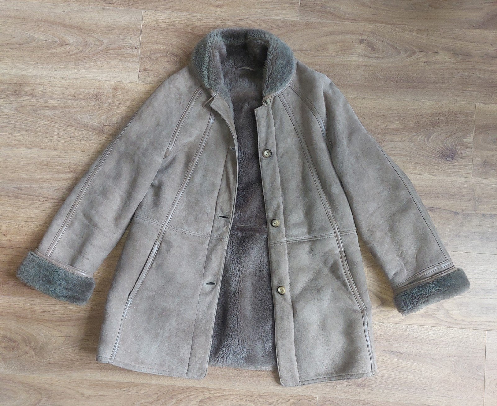 Vintage Spaanse echte schapenvacht / shearling jas, maat 42, Ophalen, Maat 42/44 (L)