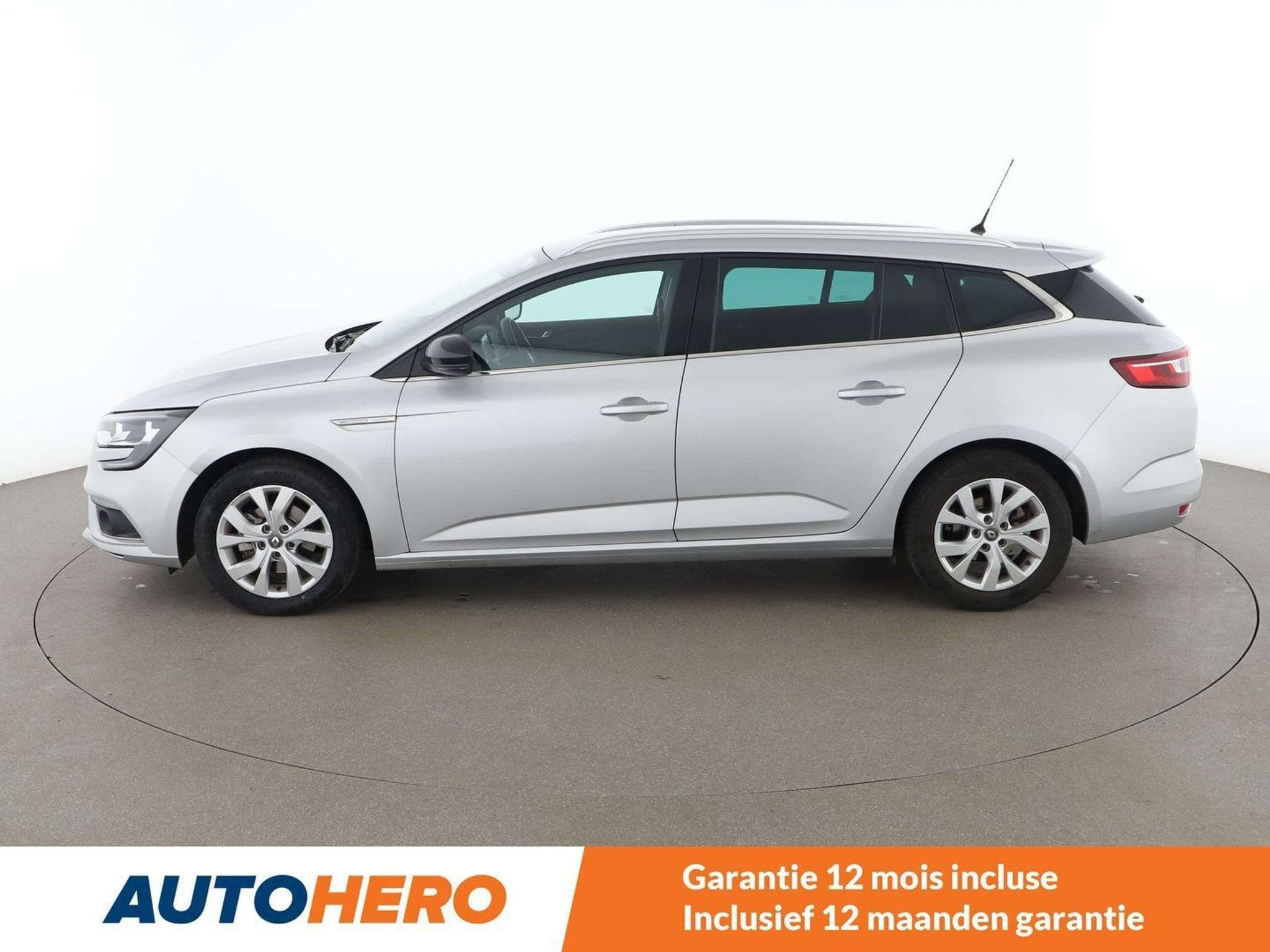 Renault Mégane 1.3 TCe Limited, Autos, Euro 6, Boîte manuelle, Noir, 5 portes