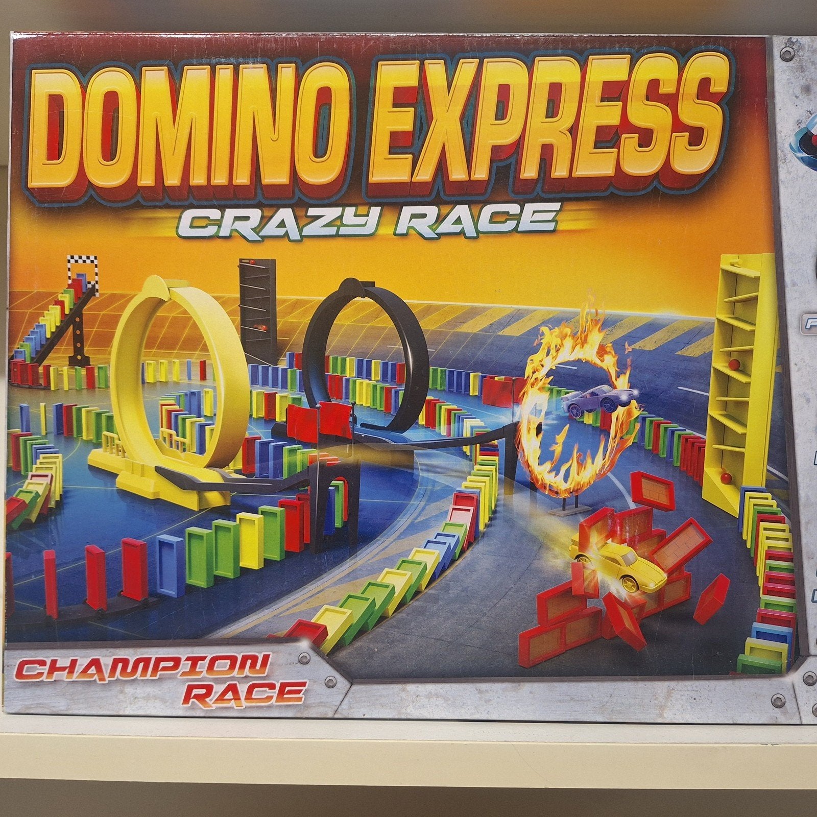Jeu de construction de dominos, Enlèvement