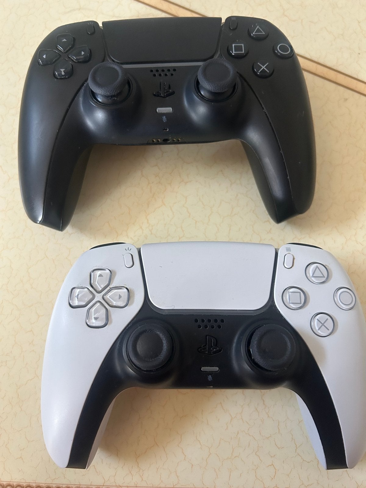 Deux manette ps5, Enlèvement, Comme neuf