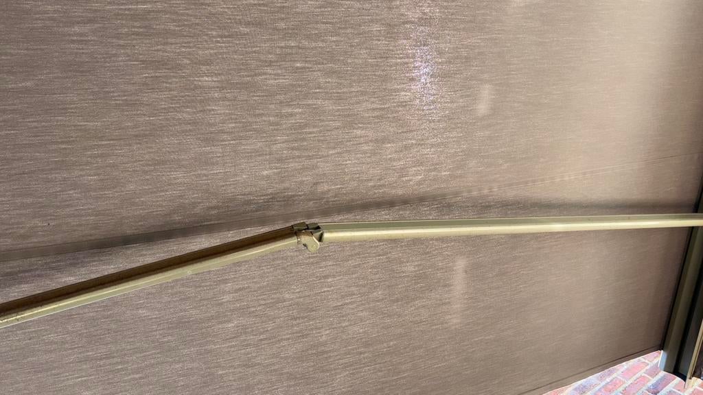 Zonneluifel Breedte 5,4m. Uitval 3,5m Ral 7033, Tuin en Terras, Zonneschermen, Ophalen, Gebruikt