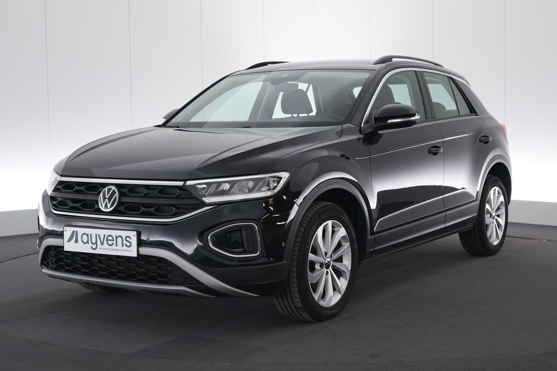 (2CFQ368) VOLKSWAGEN T-ROC, Auto's, Volkswagen, Stof, Zwart, Bedrijf, 5 deurs