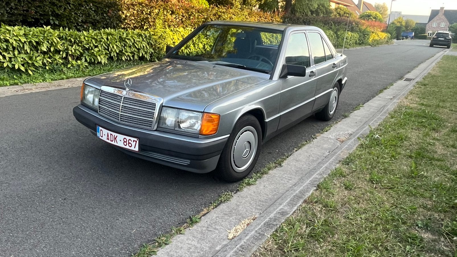 Best Benz ever -190E 1.8 - 85.594 km - 1990, Auto's, 4 cilinders, Blauw, Zilver of Grijs, 1800 cc