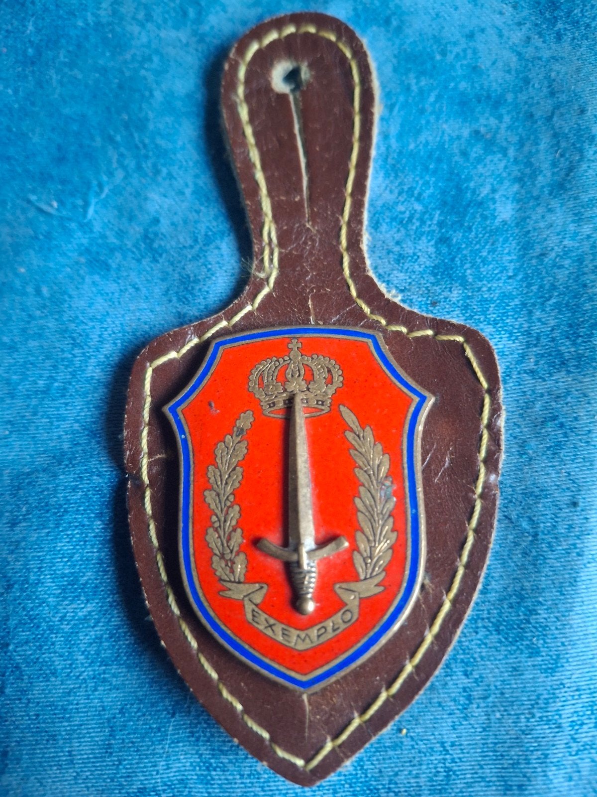 Cintre de poitrine, Envoi