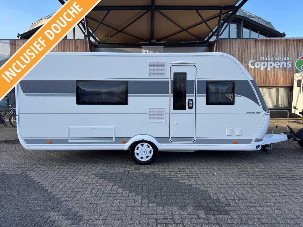 Hobby Excellent 495 WFB 2026 &euro; 2695,- KORTING!, Caravans en Kamperen, Caravans, Schokbreker, Hobby, 4 tot 5 meter, Tot en met 4