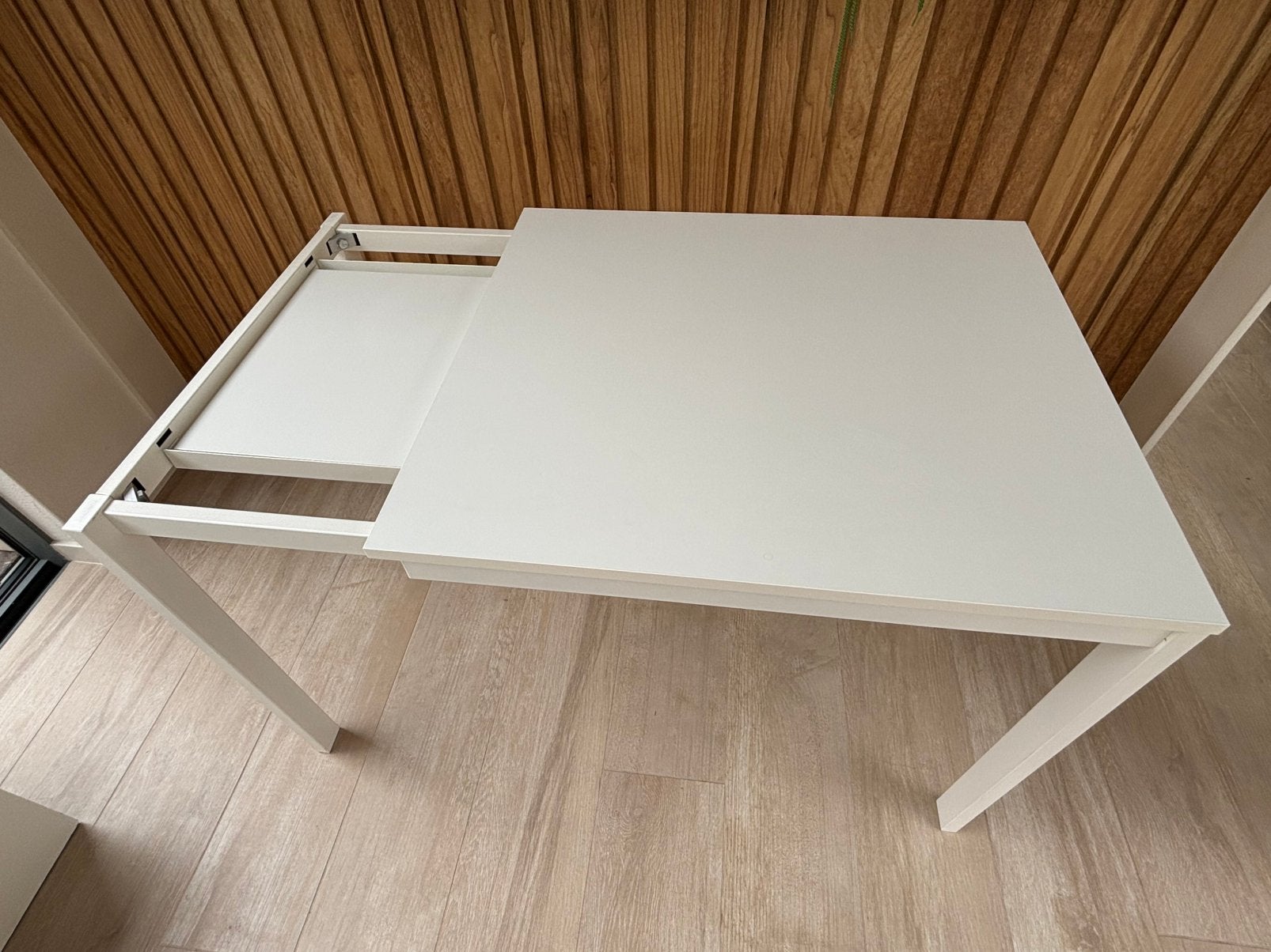 Uitschuifbare tafel, Ophalen, Zo goed als nieuw
