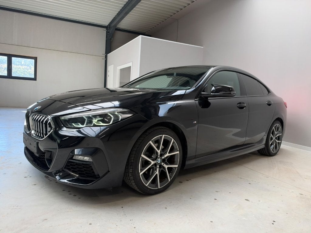 BMW 218i Gran Coupe M Pack Led Navi Leder Lineass BT Pdc, Auto's, Dealer onderhouden, Achterwielaandrijving, Geheel digitaal combi-instrument
