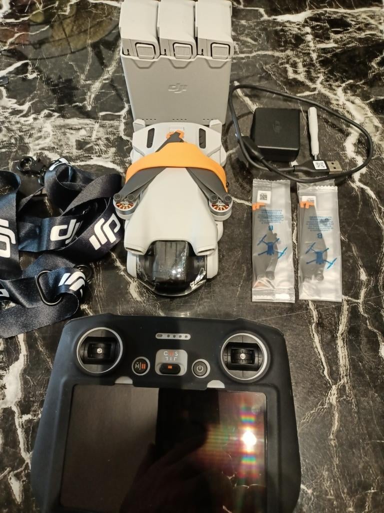 DJI Mini 3 Fly More Combo + DJI-accessoires, Return to Home, Cameradrone, 5 tot 10 kilometer, Ophalen of Verzenden