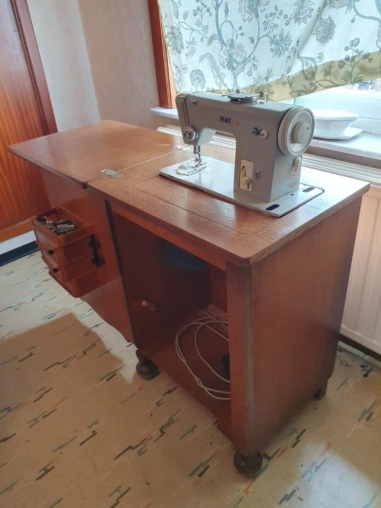 PFAFF 90 naaimachine, Antiek en Kunst, Ophalen