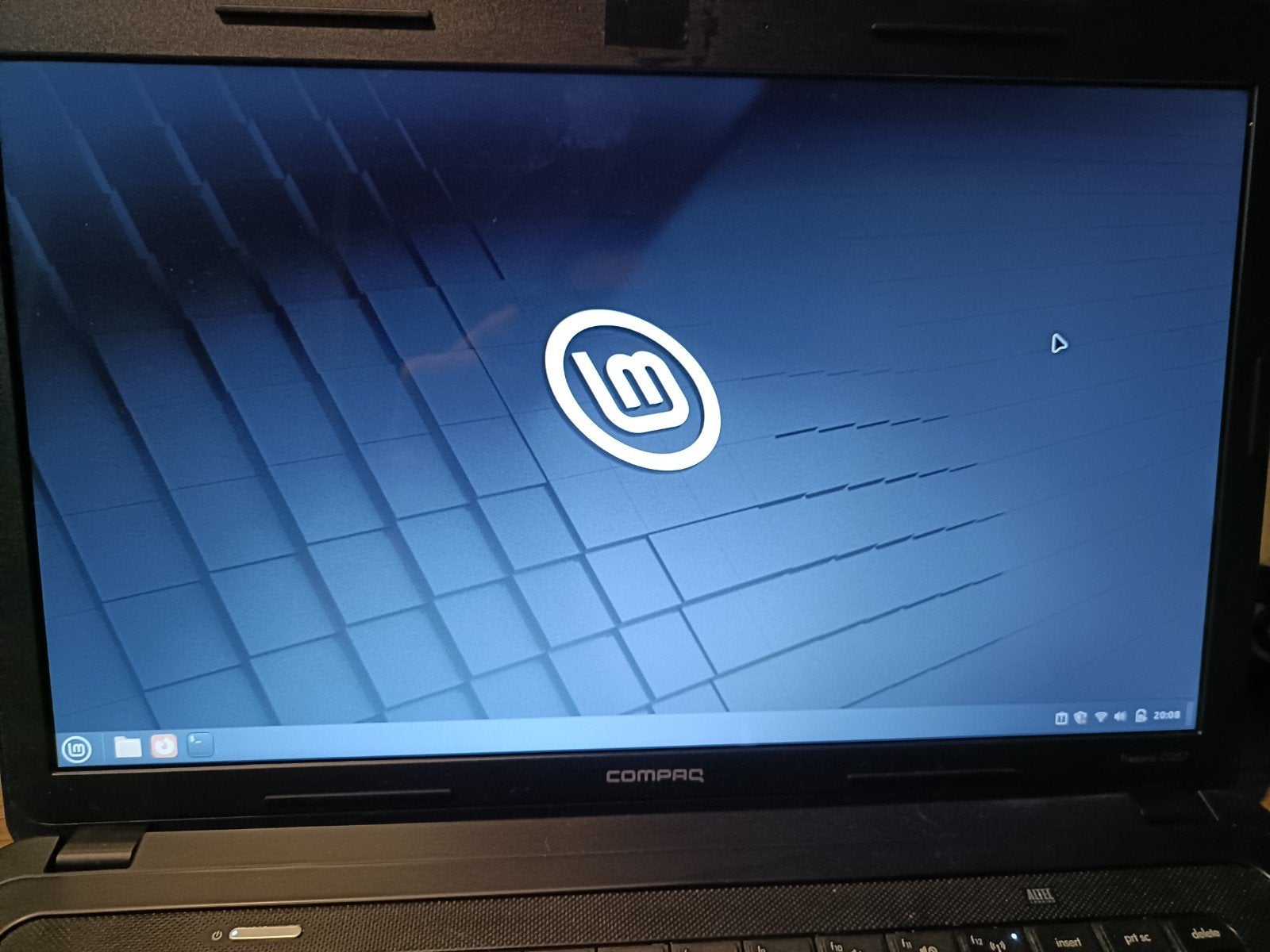 COMPAQ PRESARIO CQ57  LAPTOP
Bieden vanaf €5, Enlèvement, Compaq