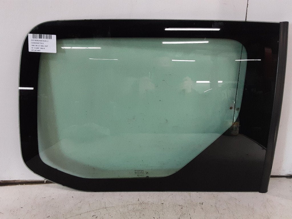ZIJRUIT LINKS ACHTER Citroën Berlingo (01-2008/04-2021), Auto-onderdelen, Gebruikt, Citroën, Mevr. I. Hauben, Rue de l'Espoir 34 34
4030  GRIVEGNÉE, BE
