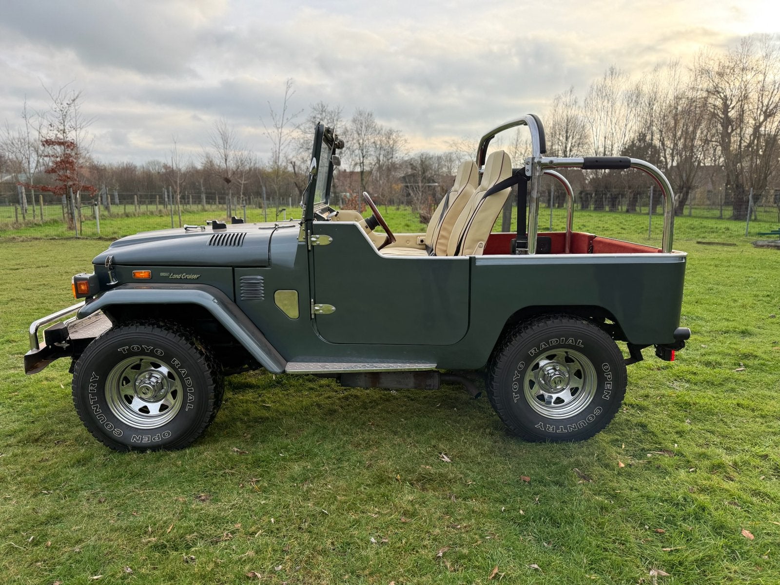 Toyota FJ40L landcruiser van 1974 in uitstekende staat, foto 3