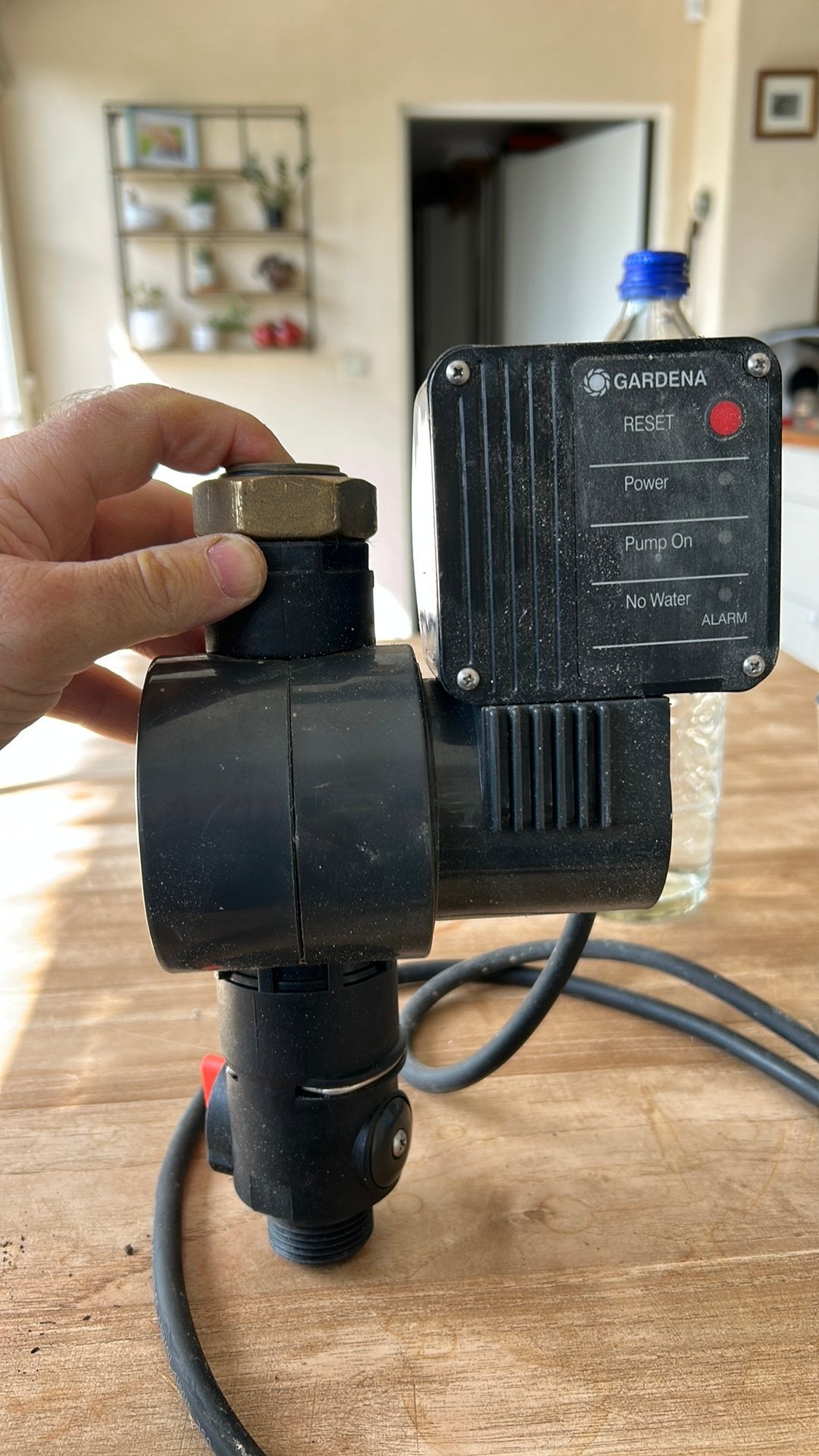 Drukbeveiling tegenpomp, Tuin en Terras, Waterpompen, Ophalen, Gebruikt, Elektrisch