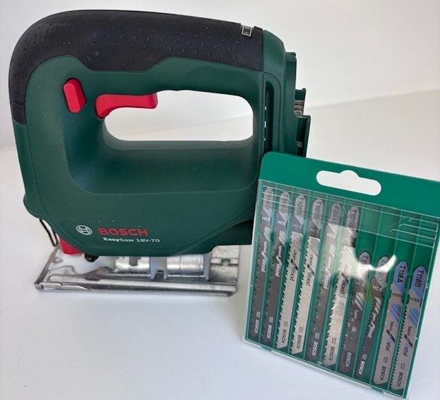 Scie sauteuse Bosch EasySaw sans fil 18V-70 neuve, Enlèvement, Neuf, Scie sauteuse